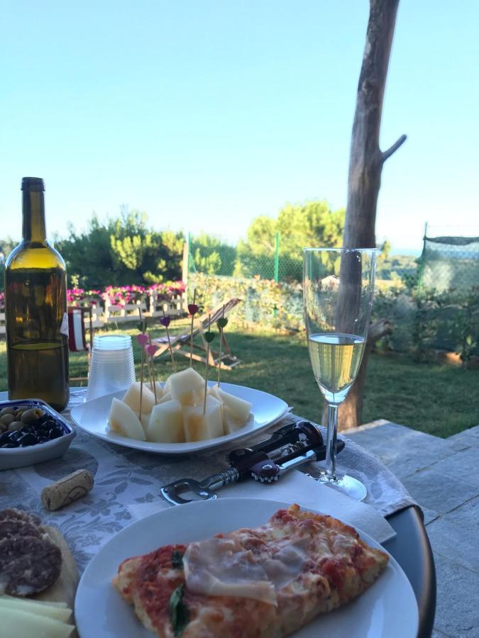 La Trave Bed & Breakfast Montecosaro  Exterior photo